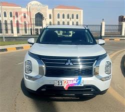 ميتسوبيشي اوتلاندر
